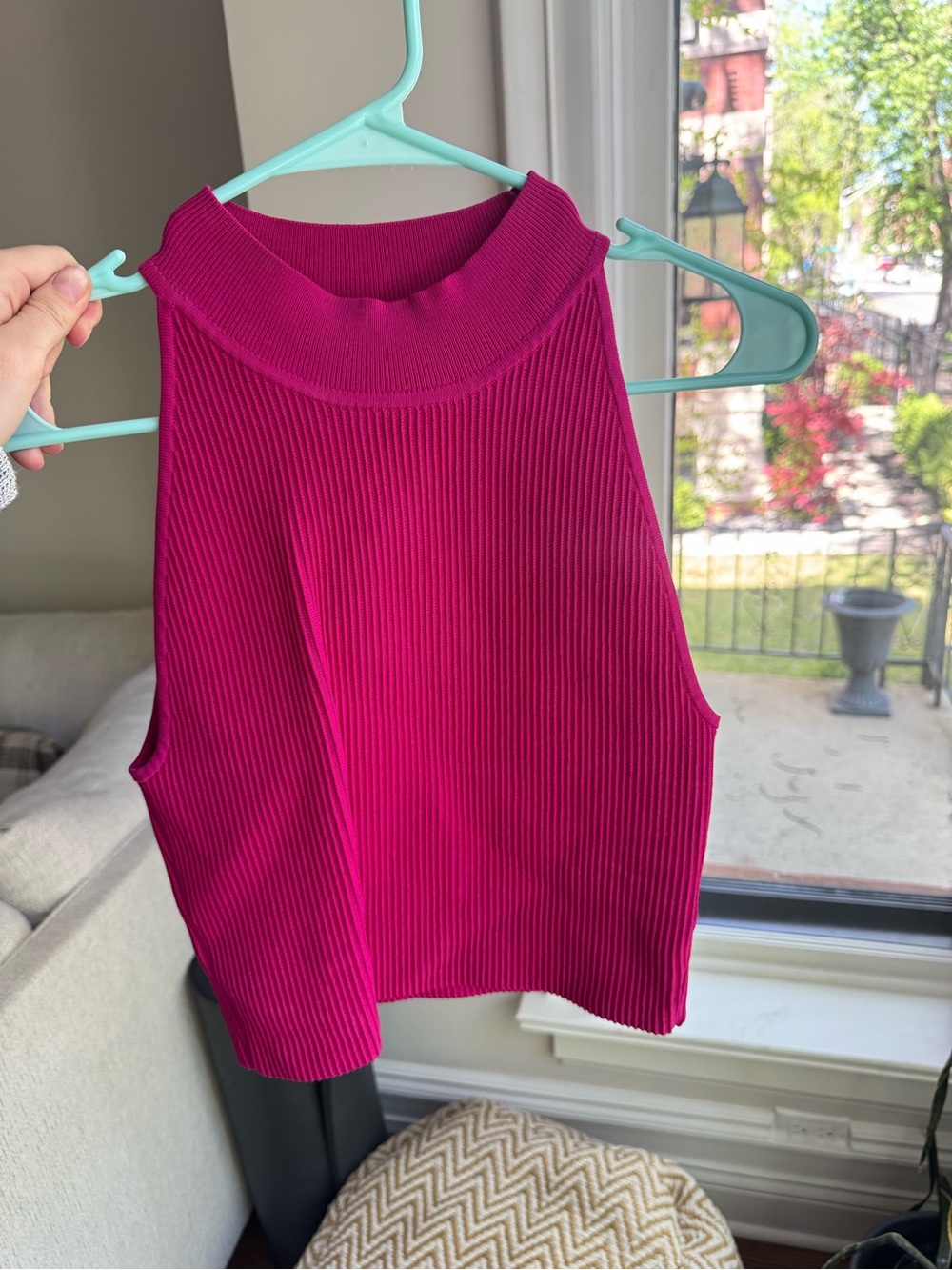 Aritzia Babaton Knit Mockneck Halter Top - Fuchsia